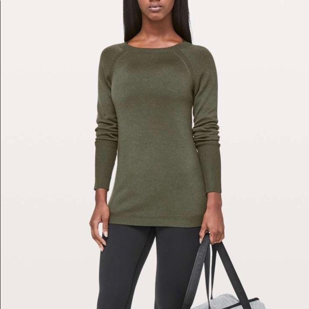 Lululemon Unity drop back Sweater Size 6